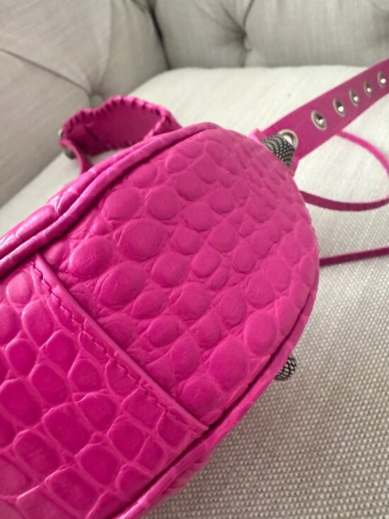 🔥 Balenciaga Le Cagole XS Croc Embossed Shoulder Bag – Hot Pink – BNWT 🔥 - Picture 7 of 16